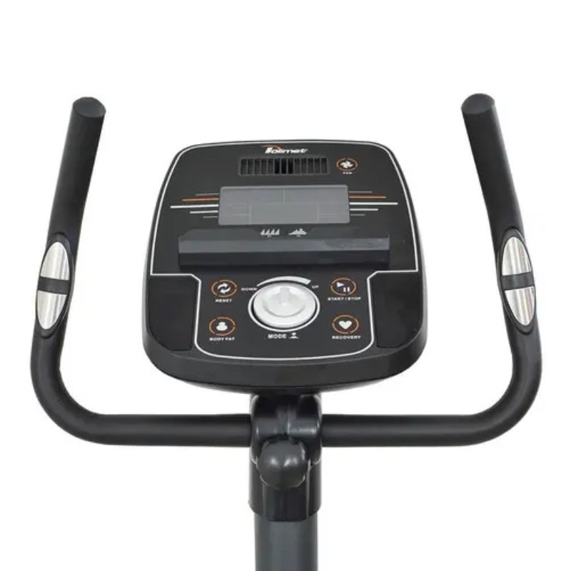 Detalhe do painel LCD multifuncional e guidão ajustável da Polibike 4600 Poli Sports