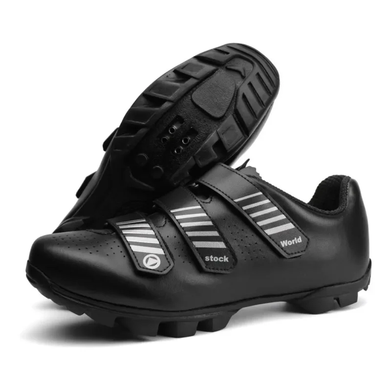 Sapatilha MTB ciclismo Worldstock preta com fecho triplo em velcro vista lateral